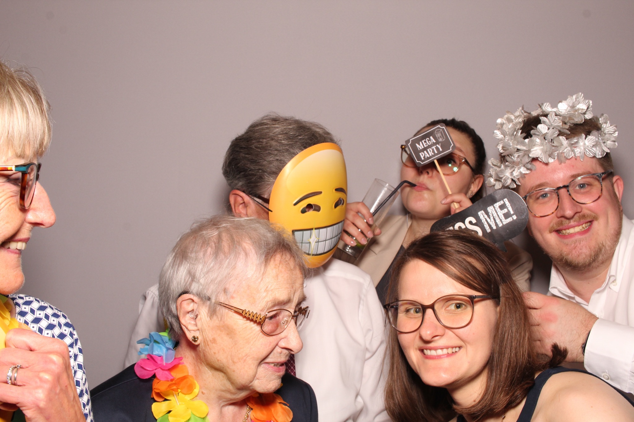 20220624 233240 004 IMG 0075